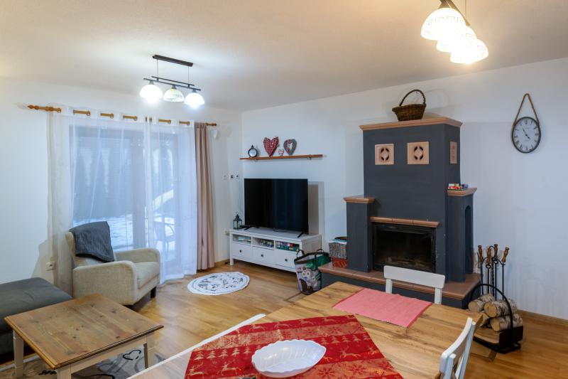 Izba Apartmanica Tále 8A, Chopok / Tále / Mýto pod Ďumbierom v CTS - CONSULTING TRADE SERVICE s.r.o. – Obývačka