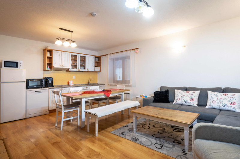 Izba Apartmanica Tále 8A, Chopok / Tále / Mýto pod Ďumbierom v CTS - CONSULTING TRADE SERVICE s.r.o. – 1