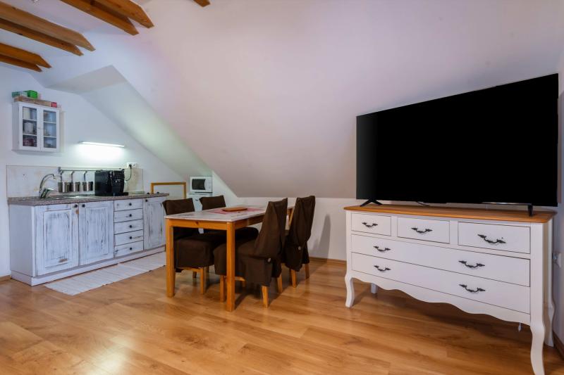 Izba Apartmanica Tále 4C, Chopok / Tále / Mýto pod Ďumbierom v CTS - CONSULTING TRADE SERVICE s.r.o. – 1